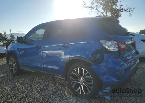 2018 Mitsubishi Outlander Sport Es z USA, uszkodzony, nr VIN JA4AP3AW3JU015388